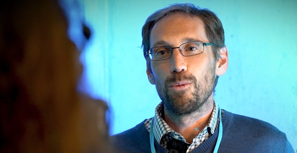 Video: ein optisches System zur Überwachung von Flussdurchflussmengen