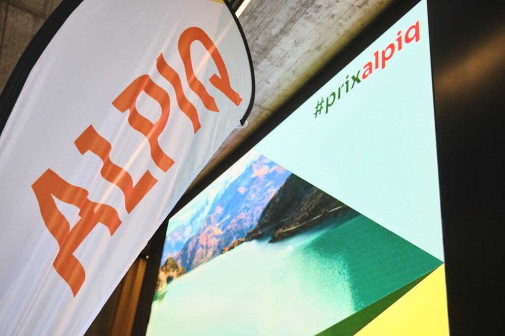 Vous avez un projet pour une gestion durable de l’eau en Valais : soumettez-le au #prixalpiq !